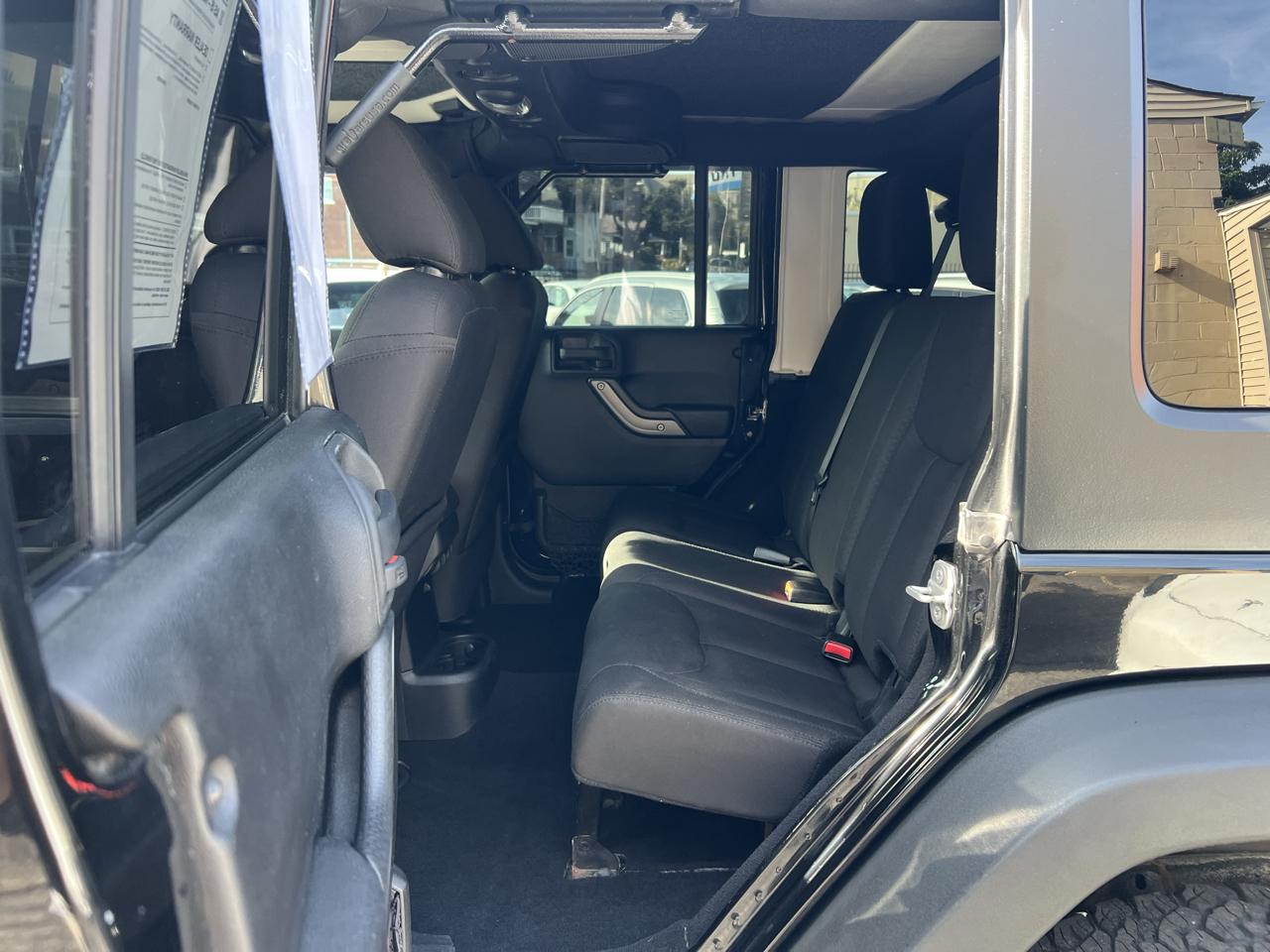 Jeep Wrangler Unlimited 4WD 4dr Sport 2015