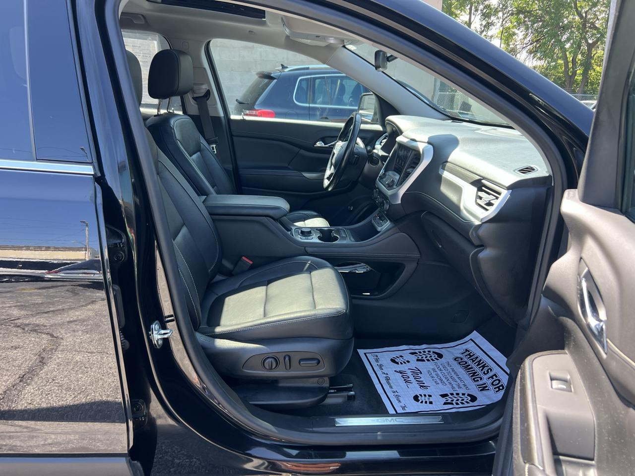 GMC Acadia AWD 4dr SLT 2020