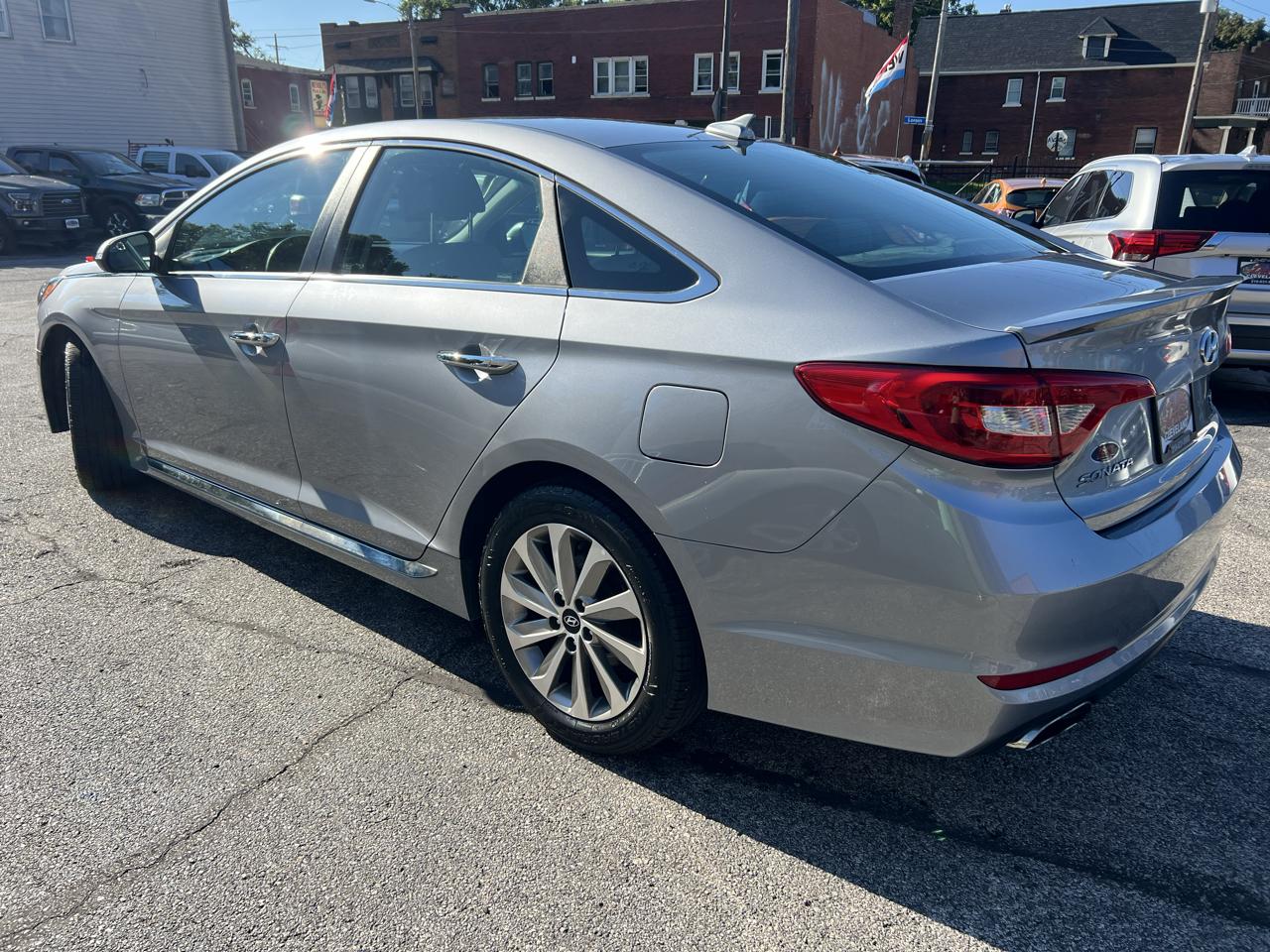 Hyundai Sonata Sport 2.4L 2017