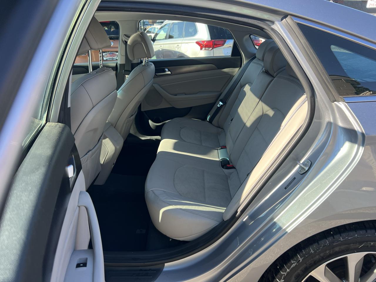 Hyundai Sonata Sport 2.4L 2017