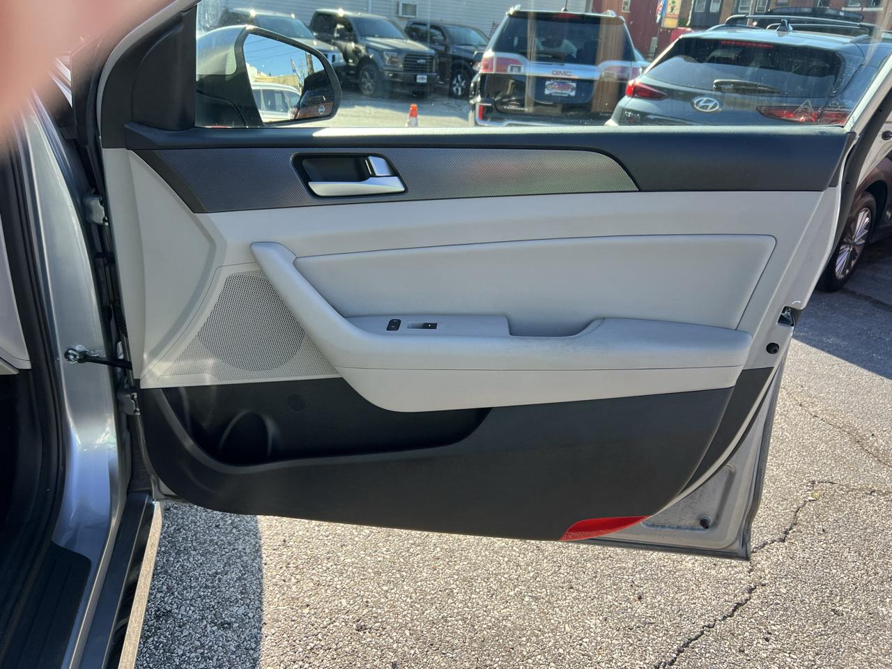 Hyundai Sonata Sport 2.4L 2017