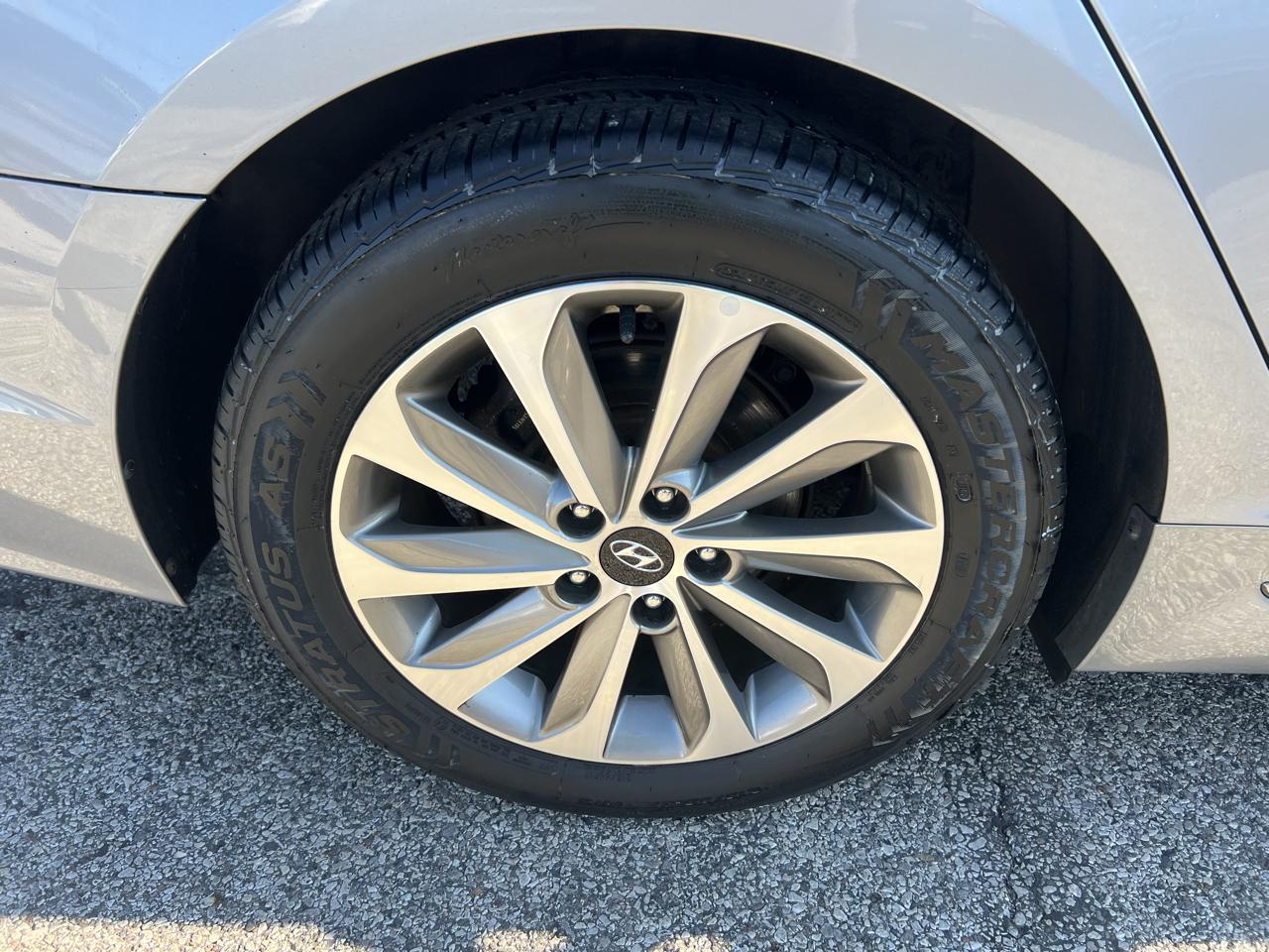 Hyundai Sonata Sport 2.4L 2017