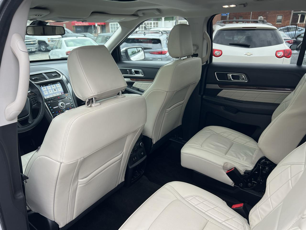 Ford Explorer Platinum 4D SUV 4WD 2018