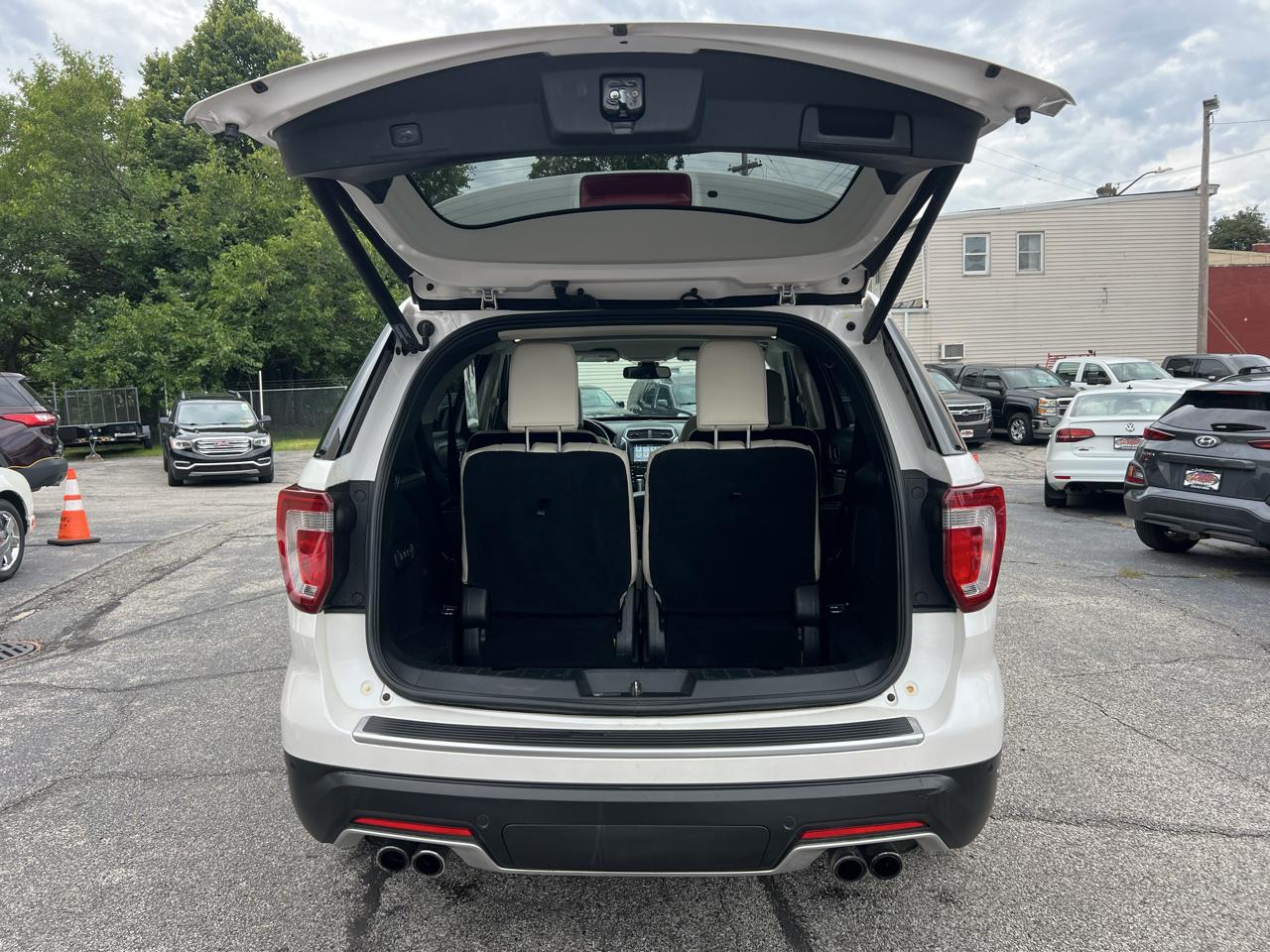 Ford Explorer Platinum 4D SUV 4WD 2018