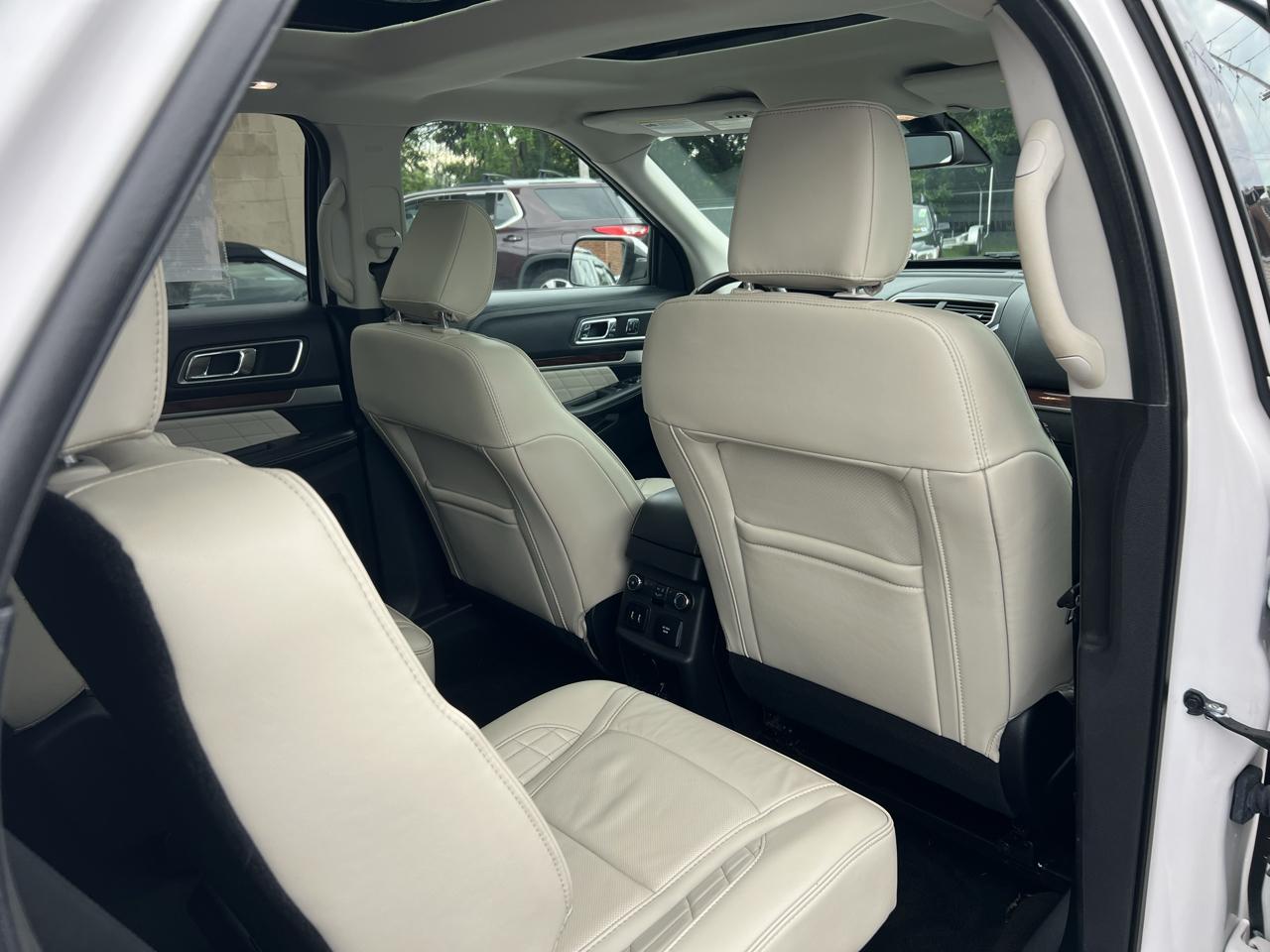 Ford Explorer Platinum 4D SUV 4WD 2018