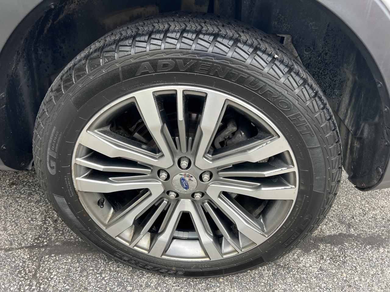 Ford Explorer Platinum 4D SUV 4WD 2018