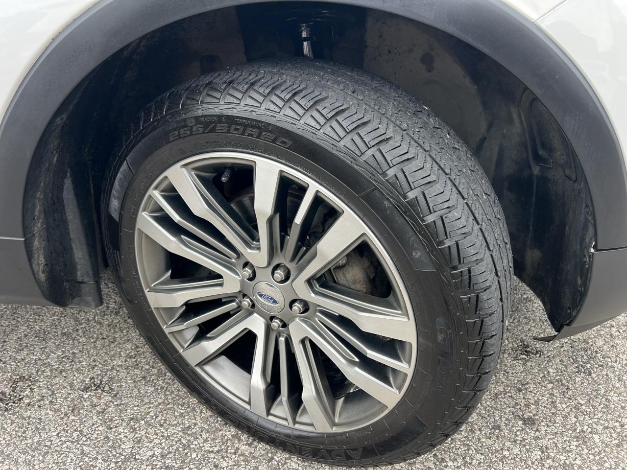 Ford Explorer Platinum 4D SUV 4WD 2018