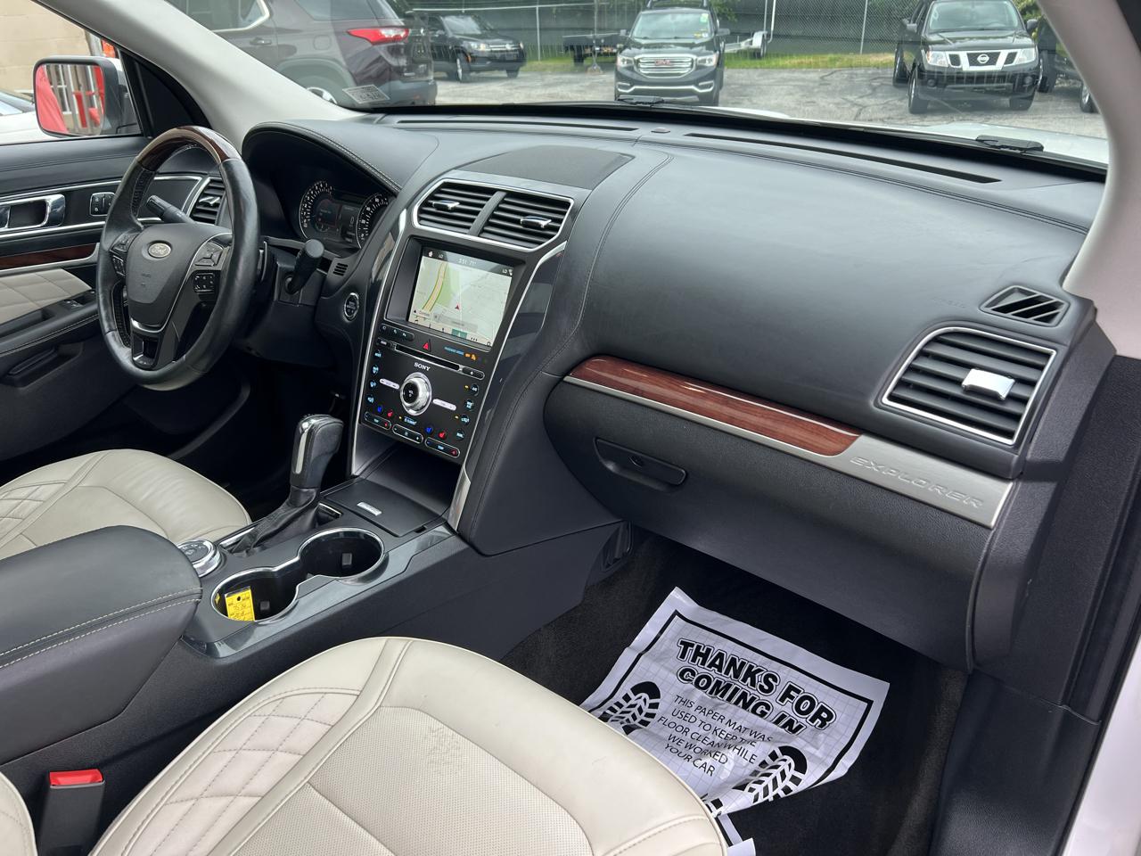 Ford Explorer Platinum 4D SUV 4WD 2018