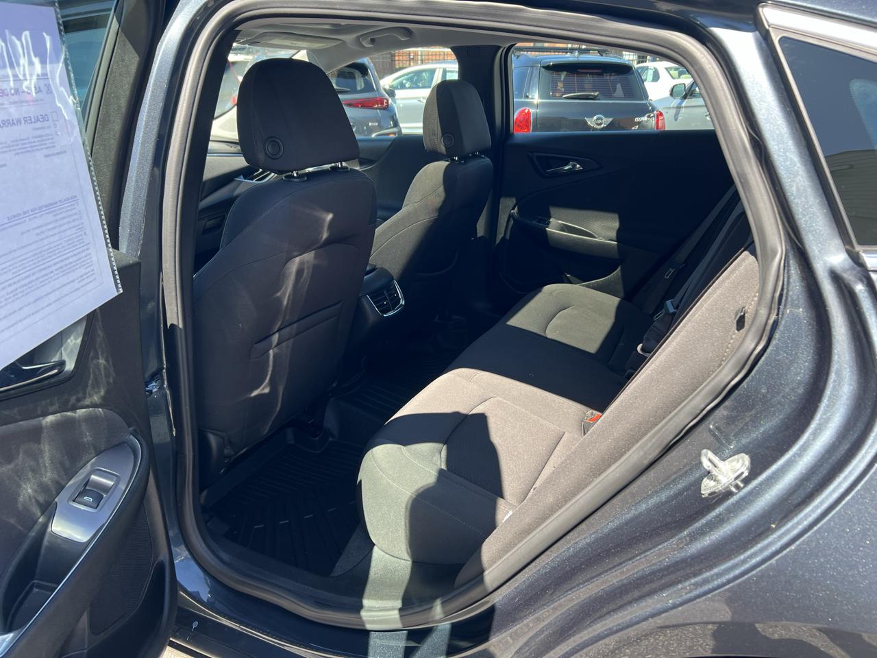 Chevrolet Malibu 4dr Sdn LT 2021
