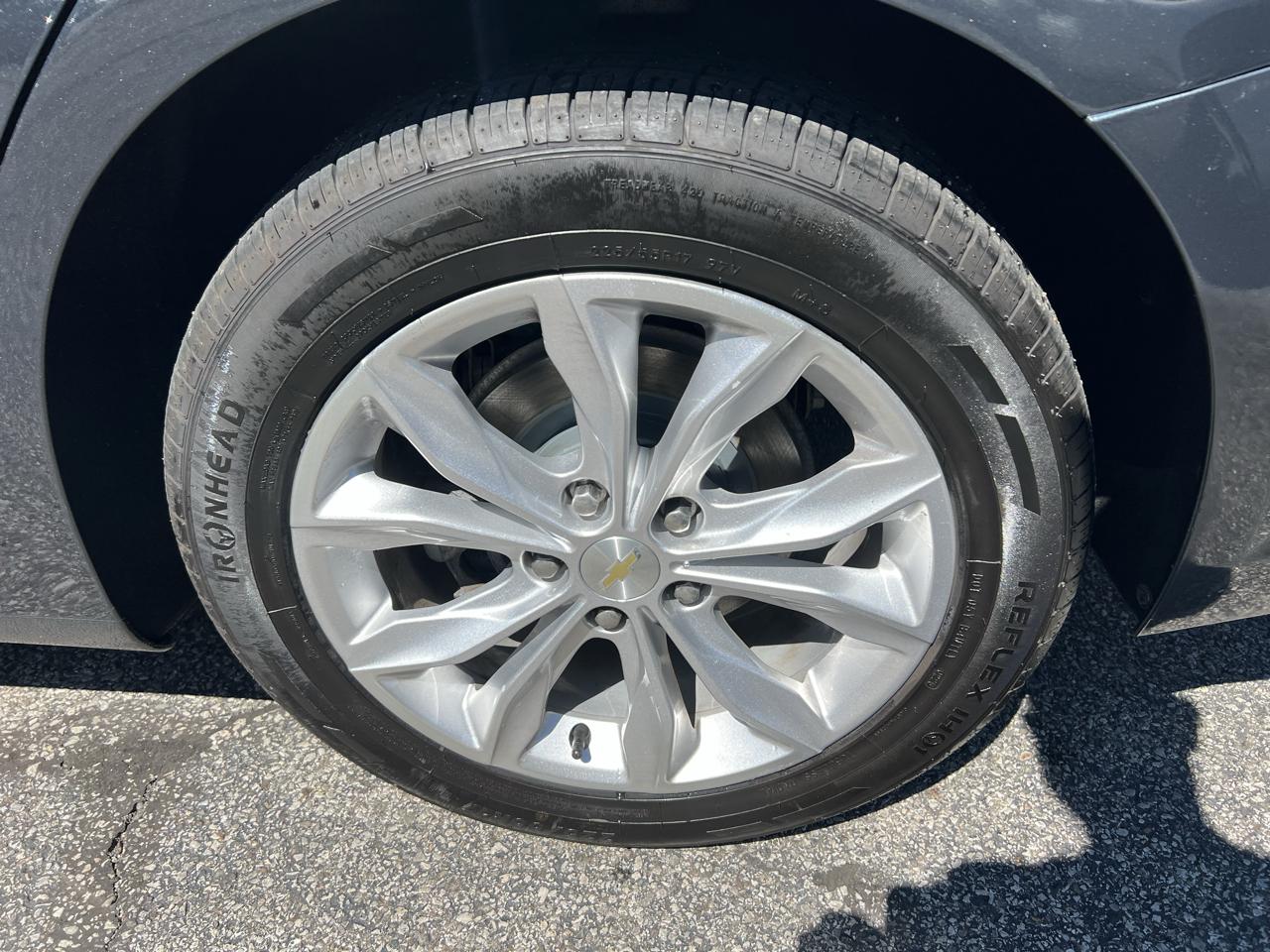 Chevrolet Malibu 4dr Sdn LT 2021