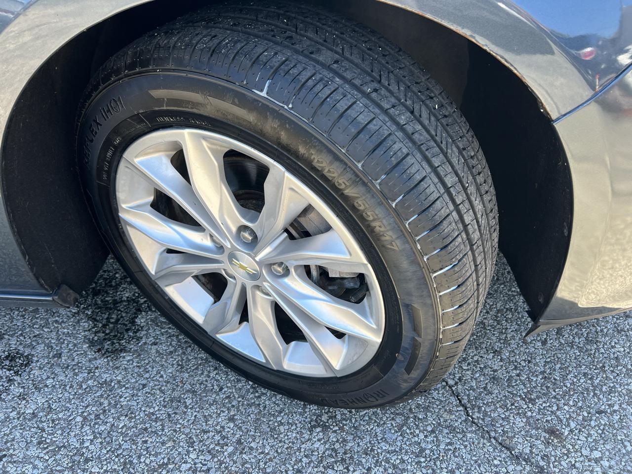 Chevrolet Malibu 4dr Sdn LT 2021