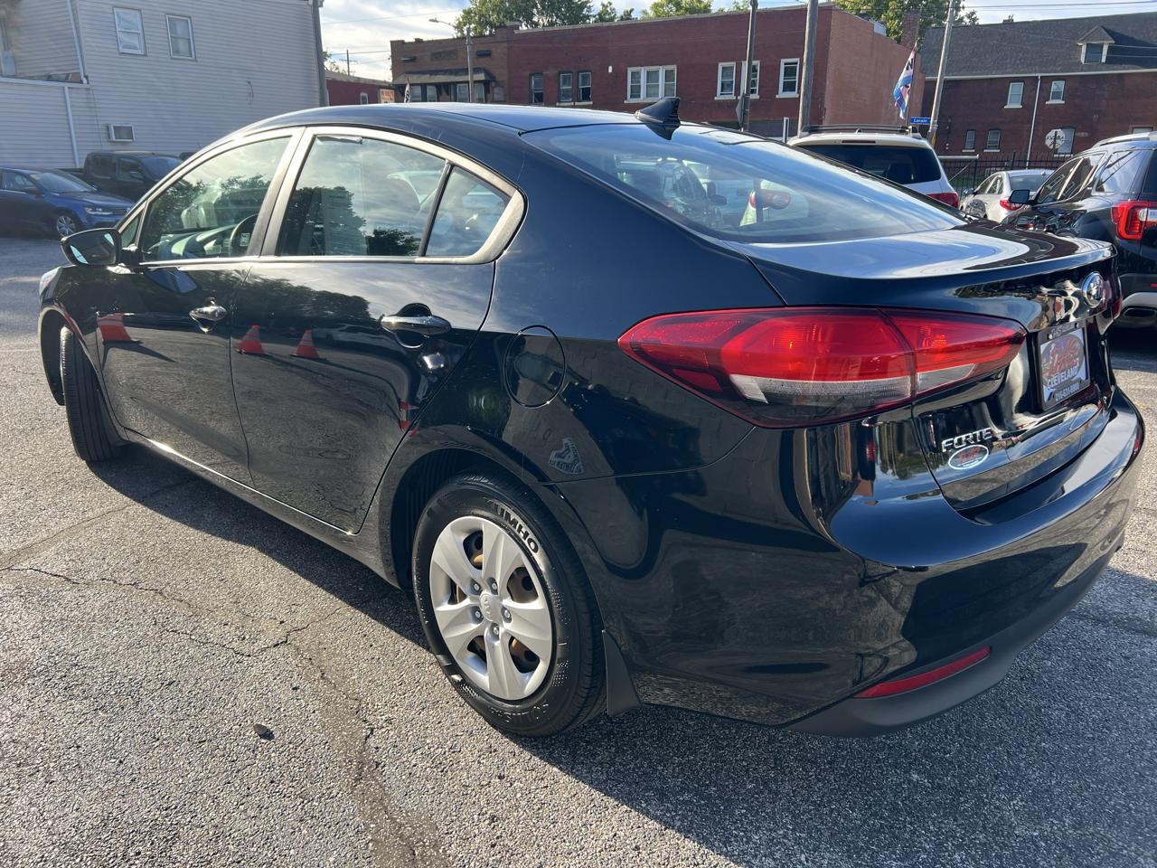 Kia Forte LX 4D Sedan 2018