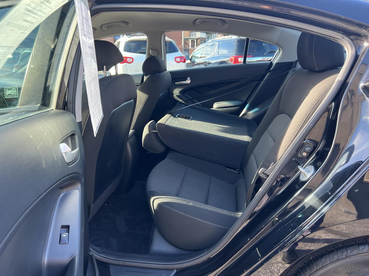 Kia Forte LX 4D Sedan 2018