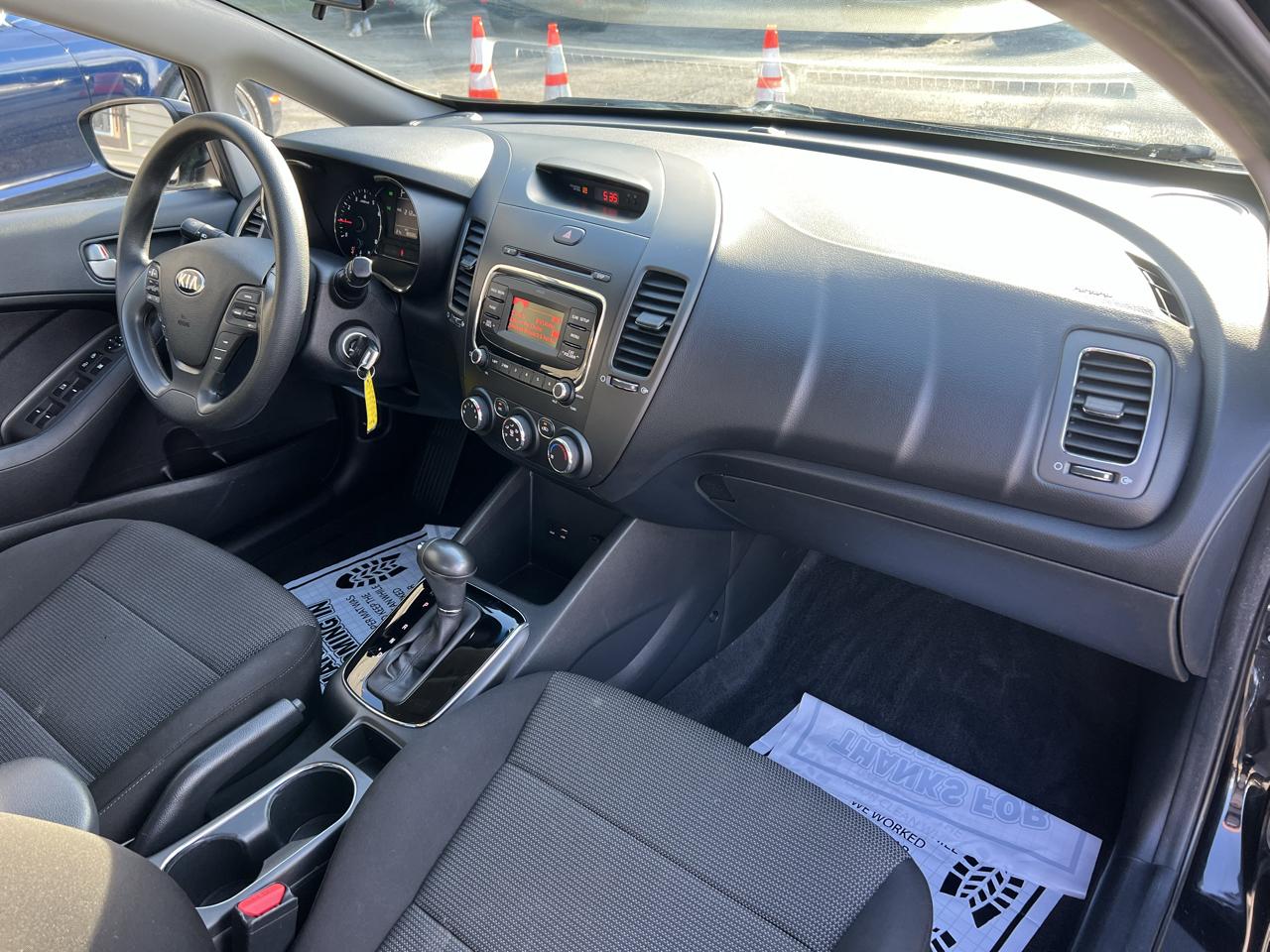 Kia Forte LX 4D Sedan 2018