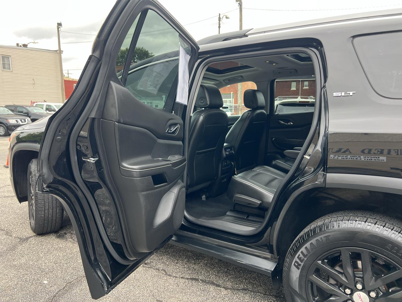 GMC Acadia SLT-1 FWD 2019