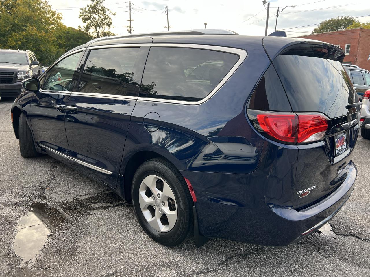 Kia Sedona EX FWD 2019