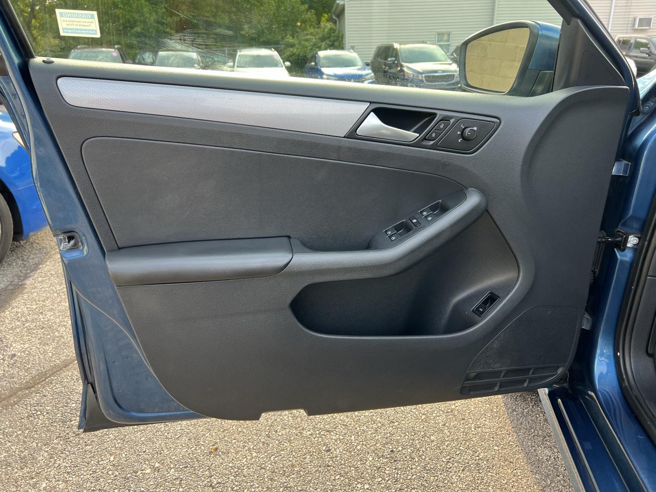 Volkswagen Jetta 1.4T S Auto 2017