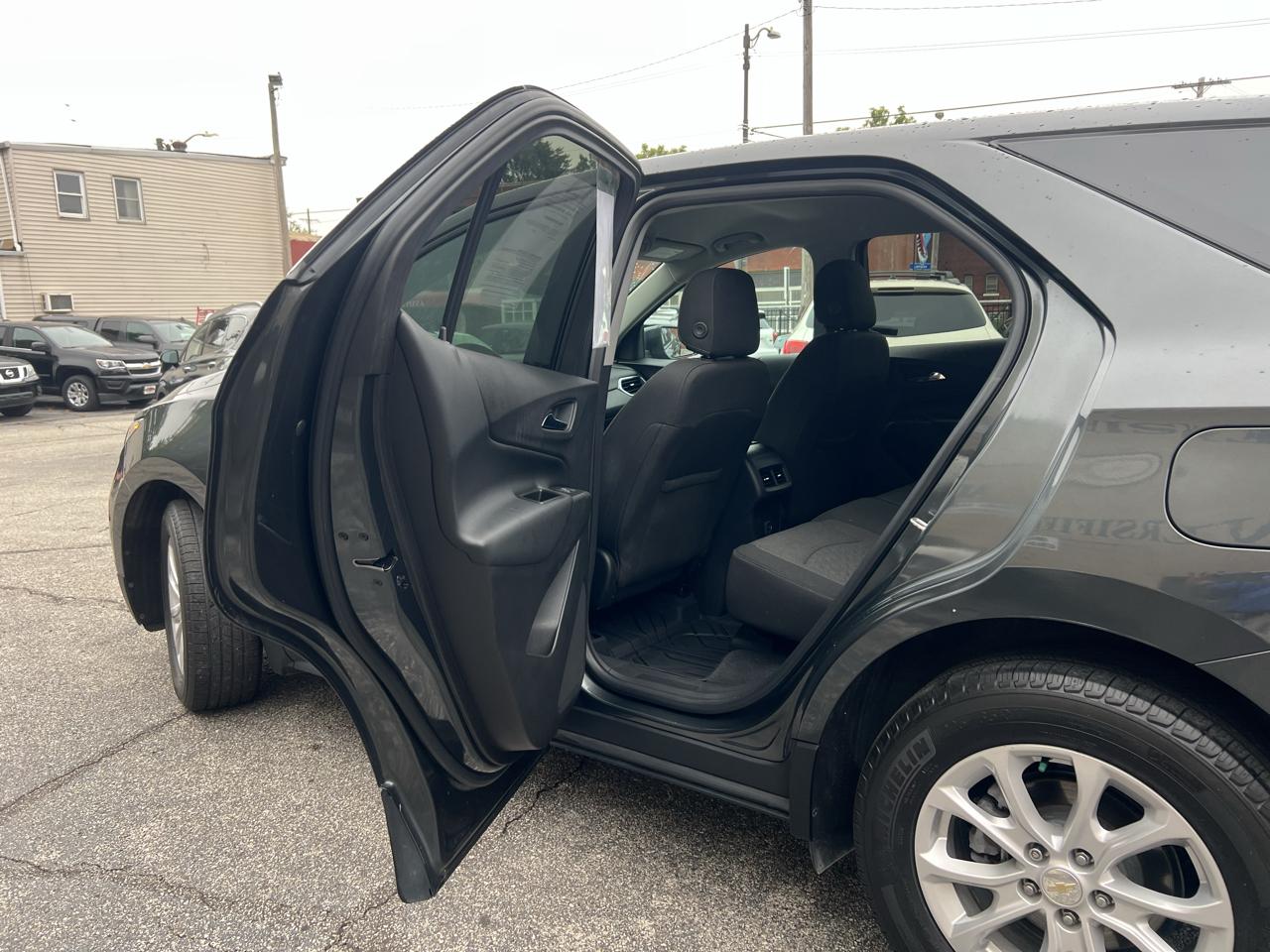 Chevrolet Equinox FWD 4dr LT w/1LT 2020