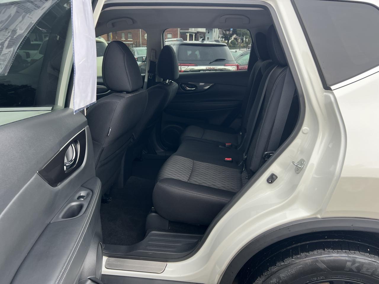 Nissan Rogue AWD SV 2018