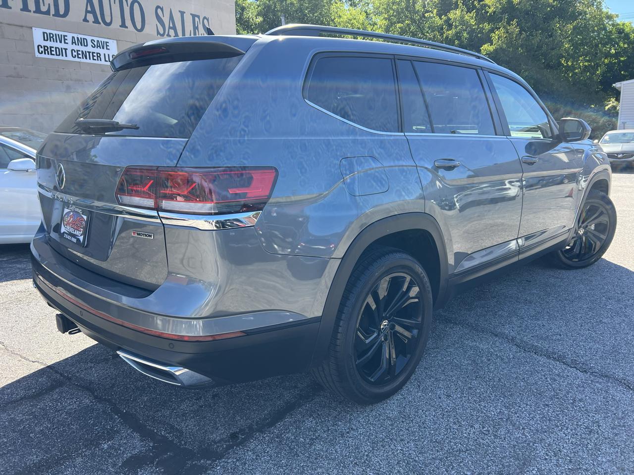 Volkswagen Atlas 3.6L V6 SE w/Technology 4MOTION 2022