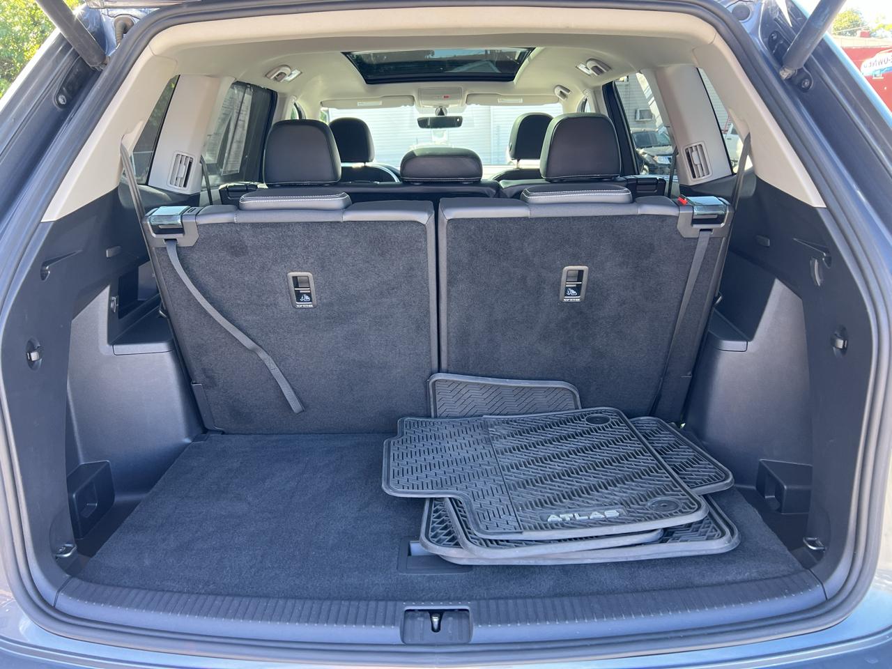 Volkswagen Atlas 3.6L V6 SE w/Technology 4MOTION 2022