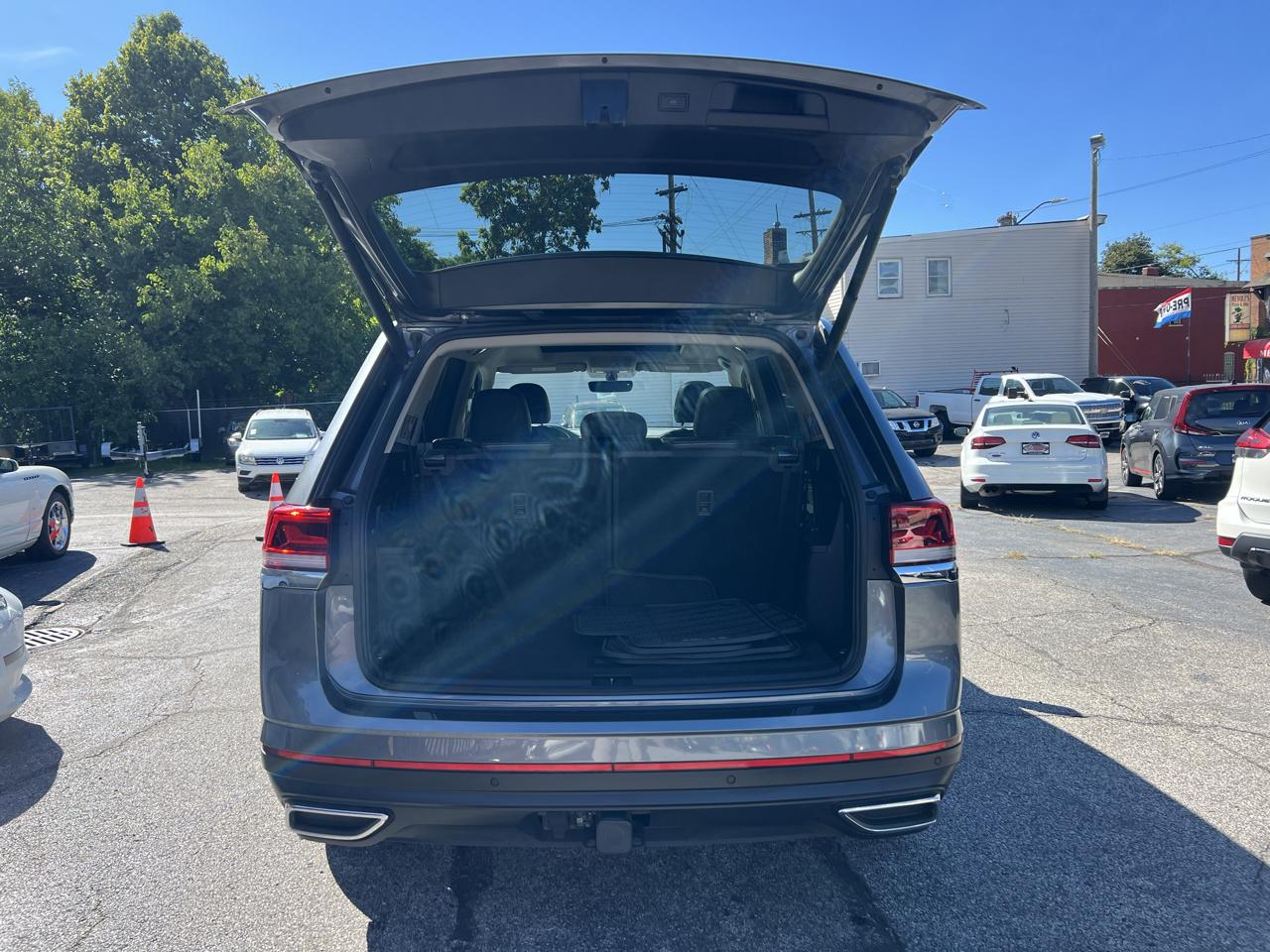Volkswagen Atlas 3.6L V6 SE w/Technology 4MOTION 2022