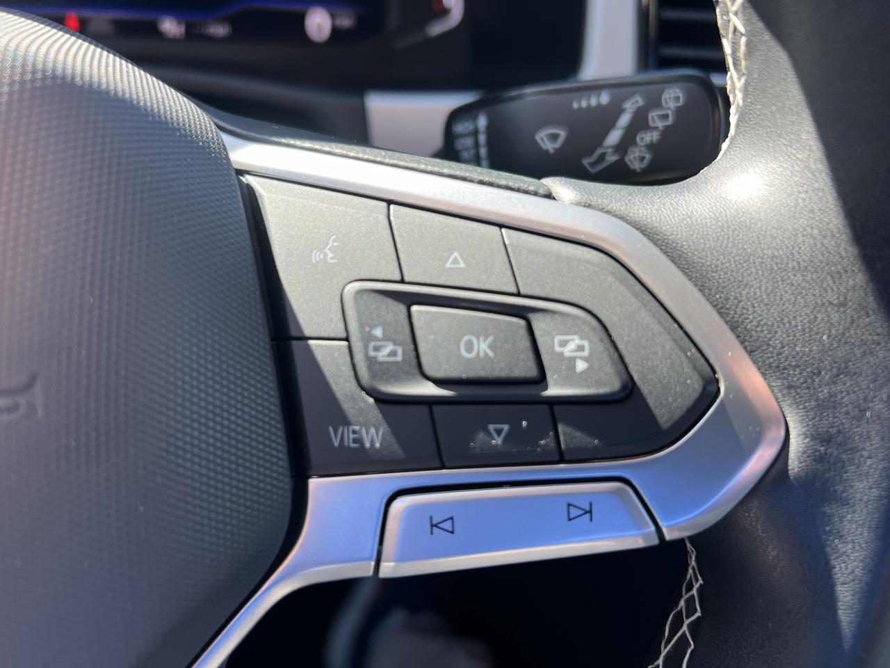 Volkswagen Atlas 3.6L V6 SE w/Technology 4MOTION 2022