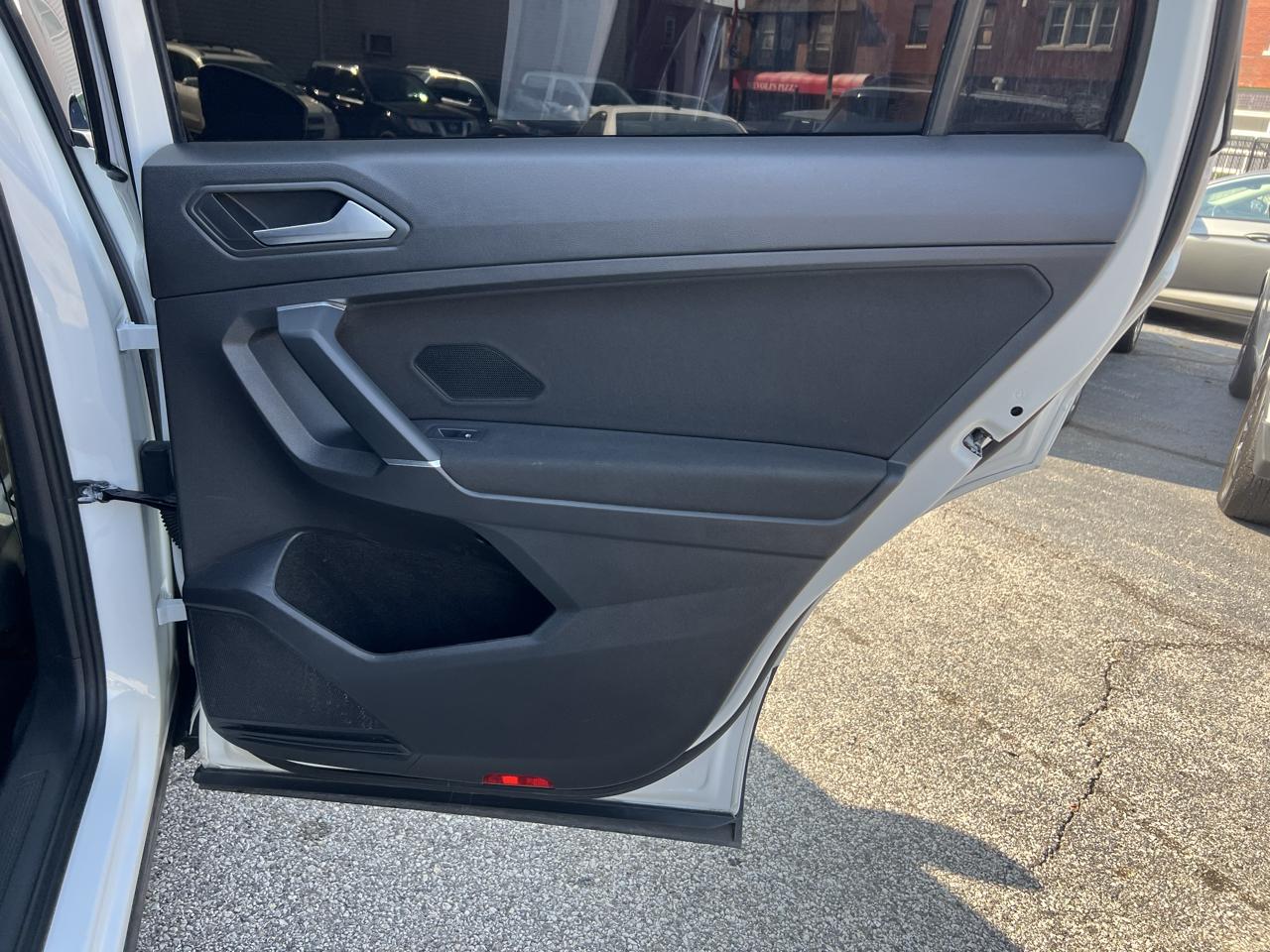 Volkswagen Tiguan 2.0T S FWD 2020