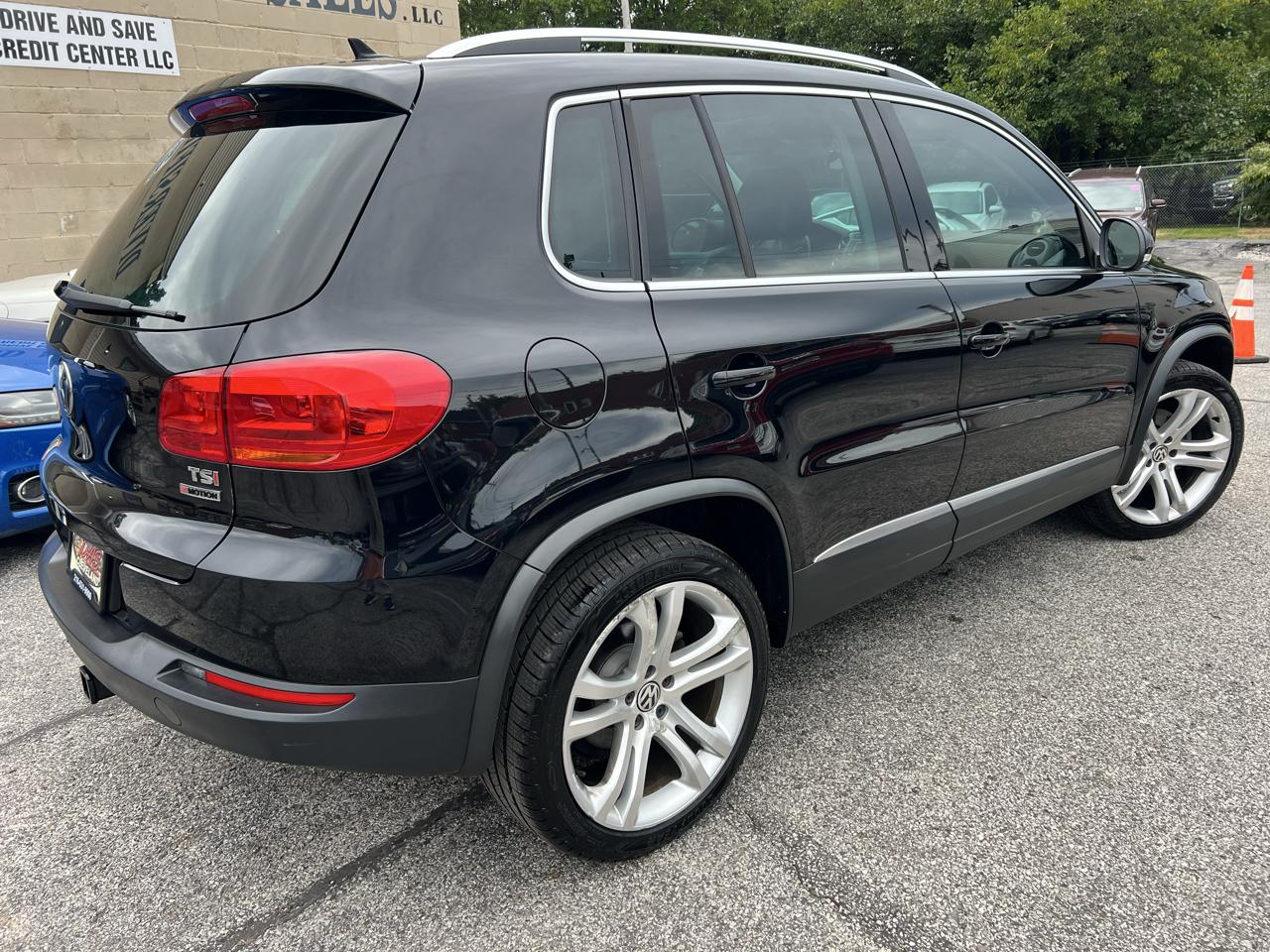 Volkswagen Tiguan 4MOTION 4dr Auto SEL 2016
