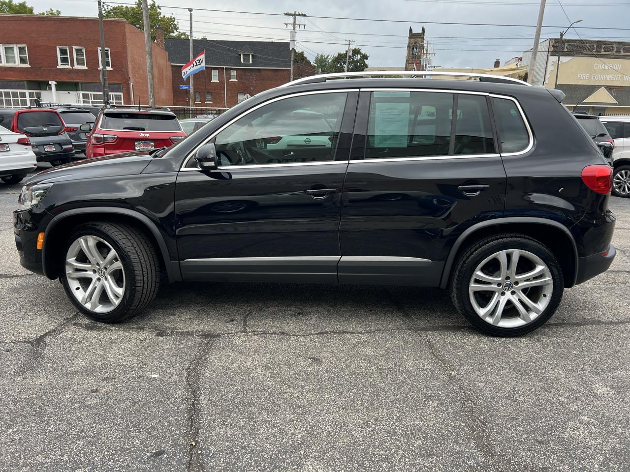 Volkswagen Tiguan 4MOTION 4dr Auto SEL 2016