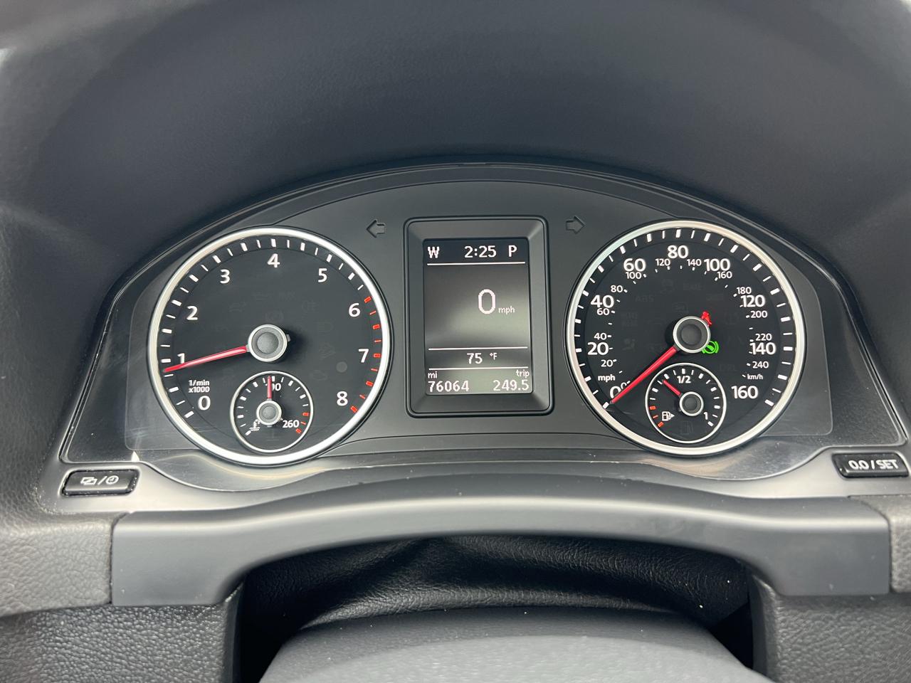 Volkswagen Tiguan 4MOTION 4dr Auto SEL 2016