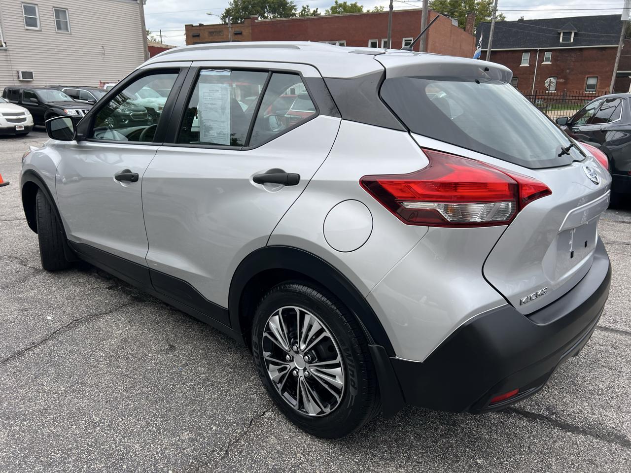 Nissan Kicks S FWD 2018