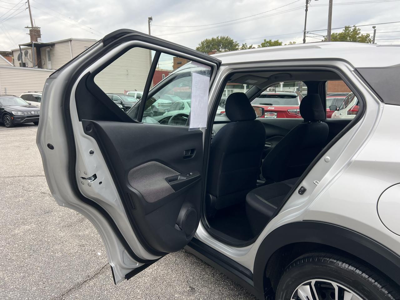 Nissan Kicks S FWD 2018