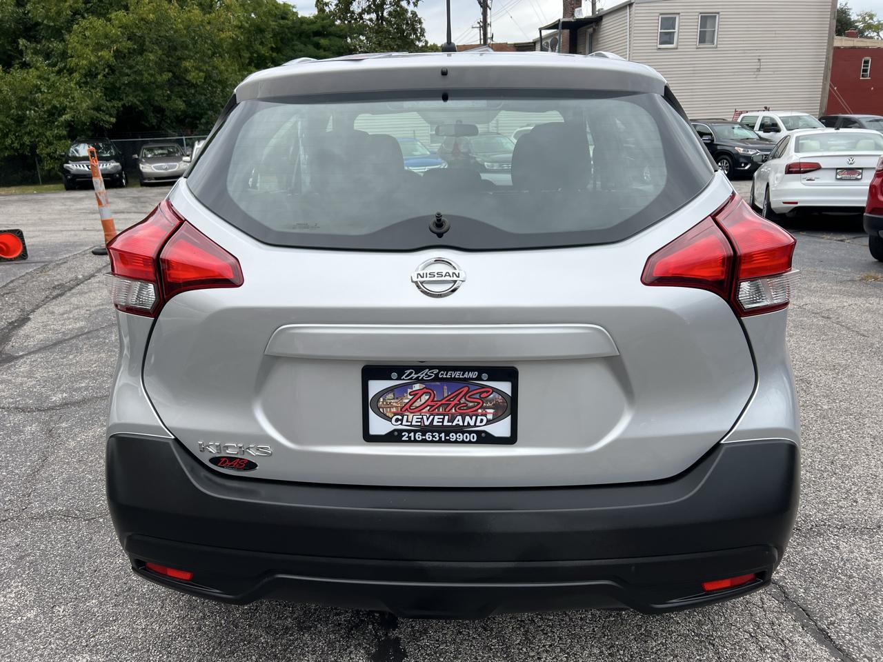 Nissan Kicks S FWD 2018