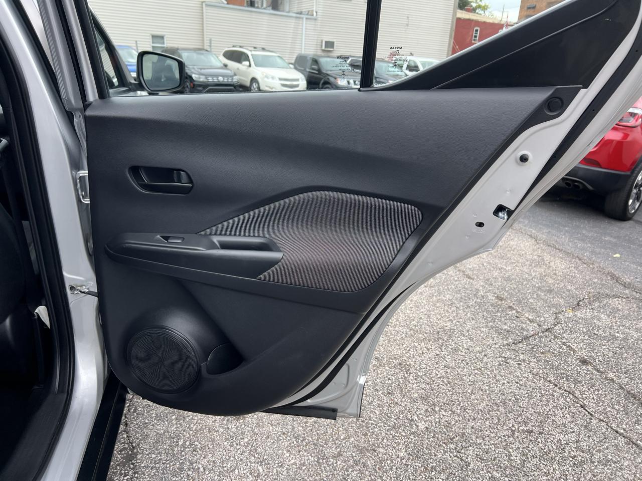 Nissan Kicks S FWD 2018