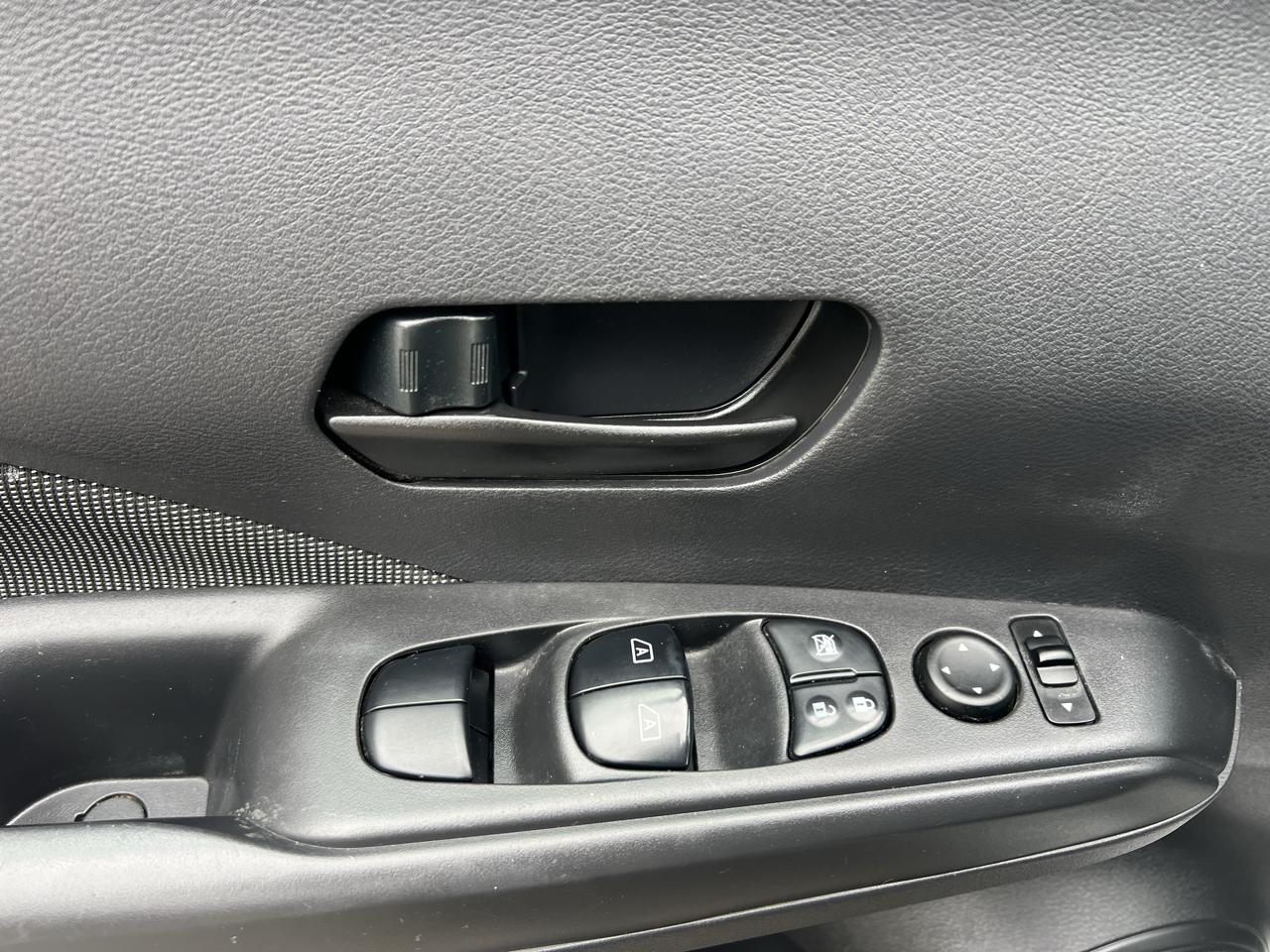 Nissan Kicks S FWD 2018