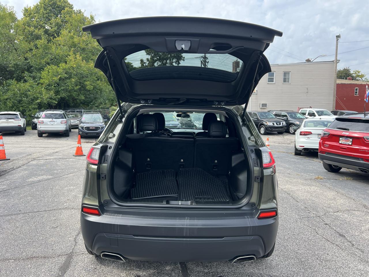 Jeep Cherokee Latitude Plus 4x4 2019