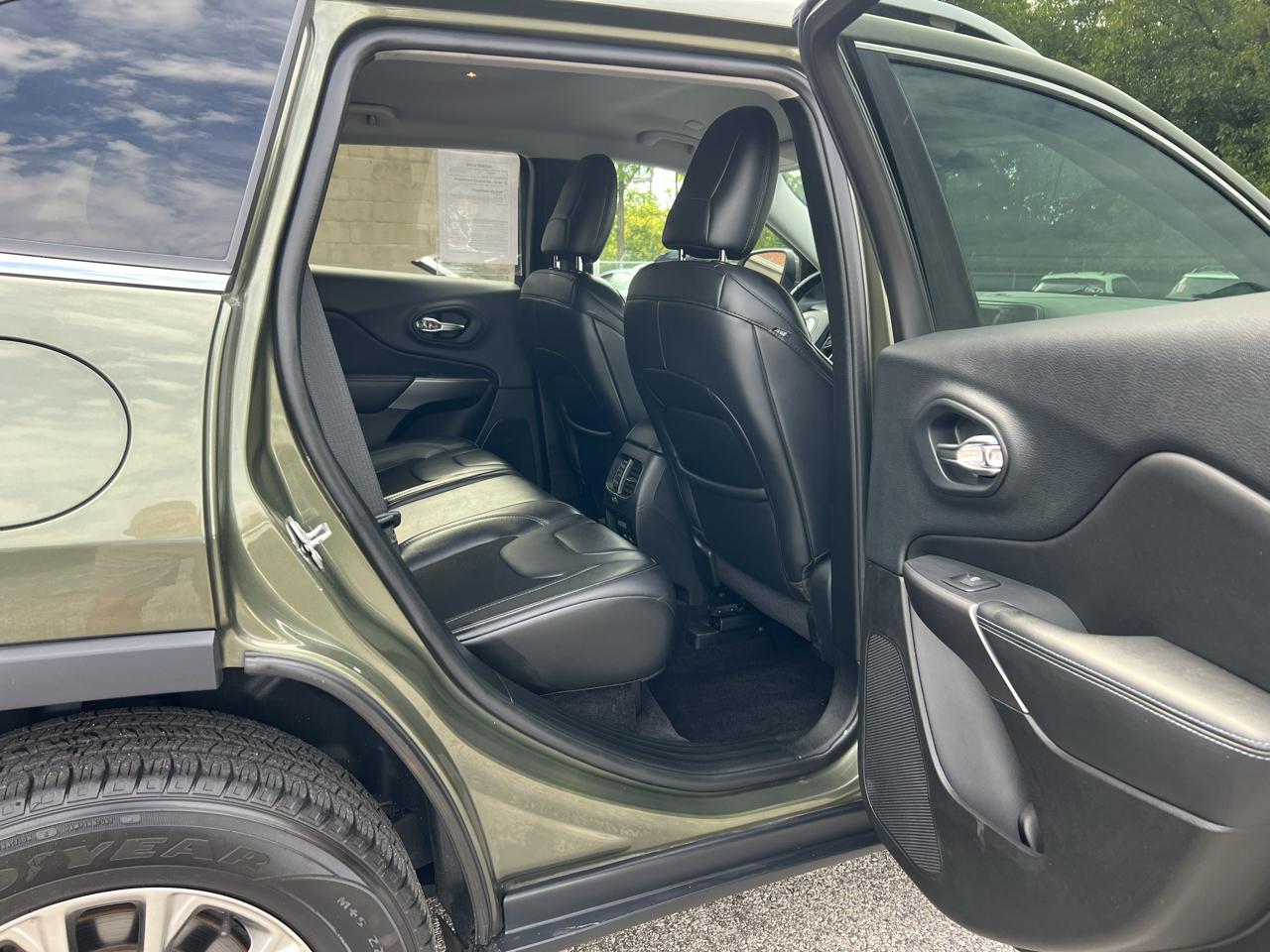 Jeep Cherokee Latitude Plus 4x4 2019