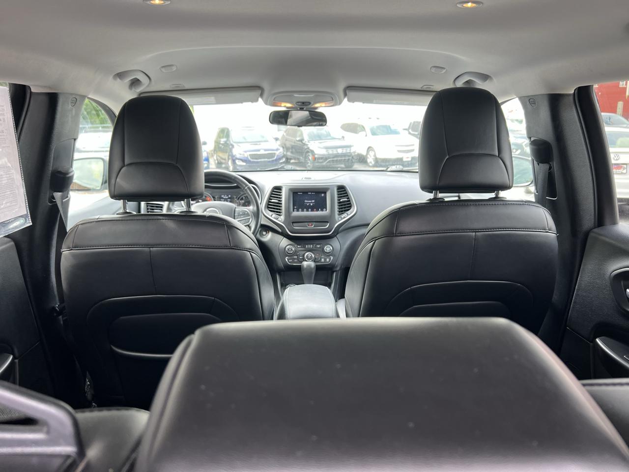Jeep Cherokee Latitude Plus 4x4 2019