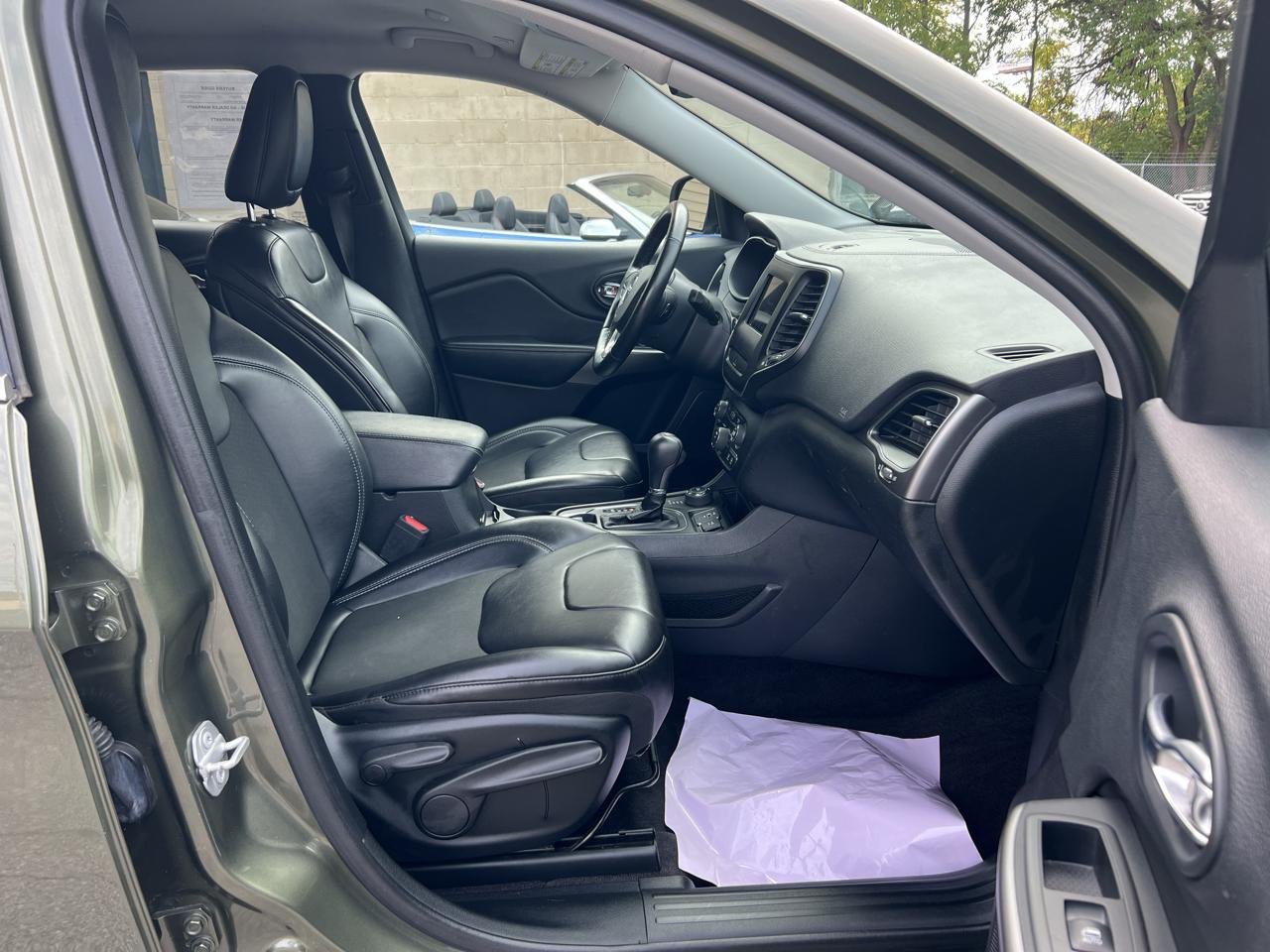 Jeep Cherokee Latitude Plus 4x4 2019