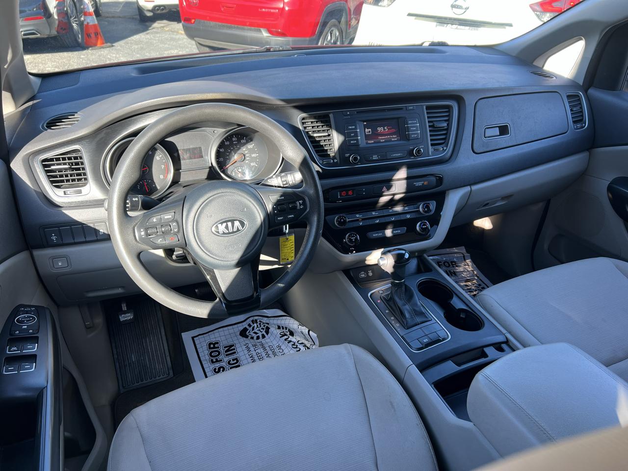 Kia Sedona 4dr Wgn LX 2015