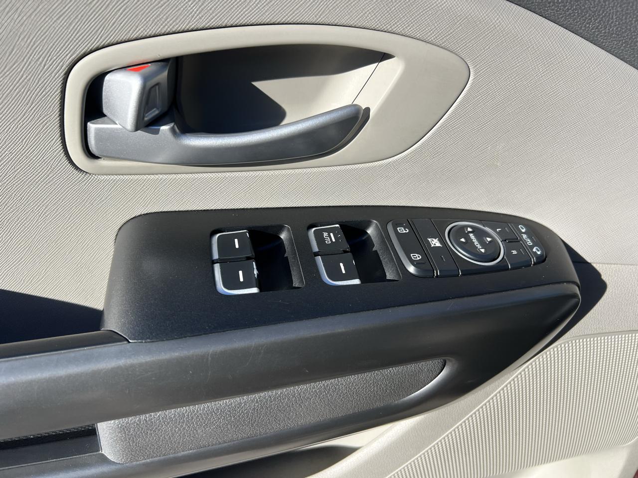 Kia Sedona 4dr Wgn LX 2015