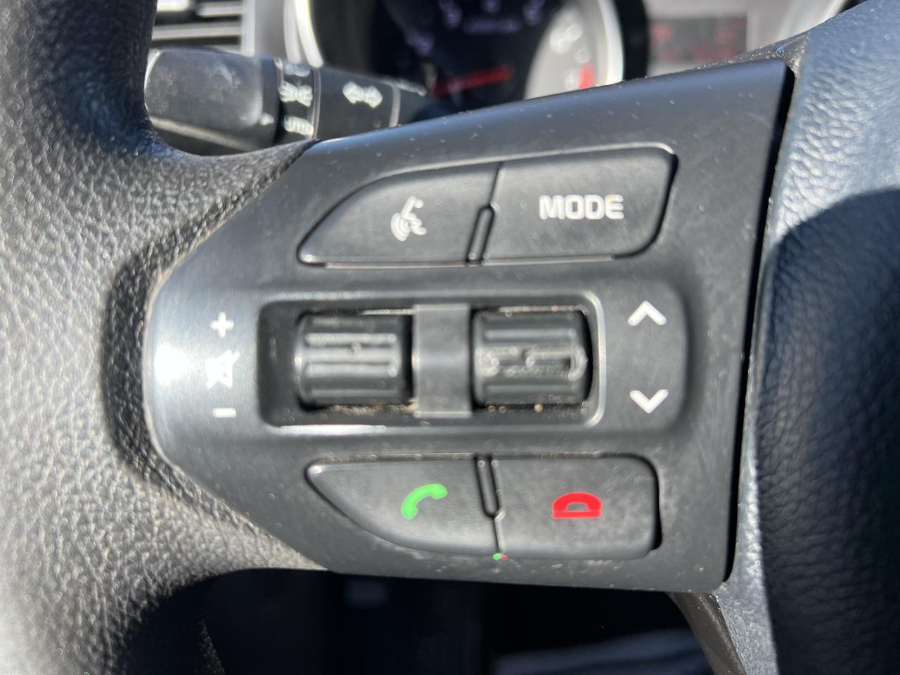 Kia Sedona 4dr Wgn LX 2015