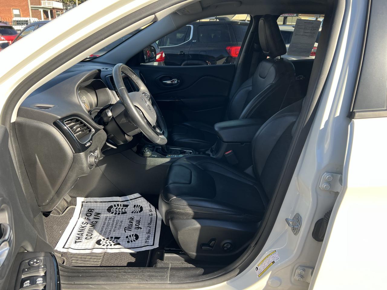 Jeep Cherokee Altitude 4x4 2019