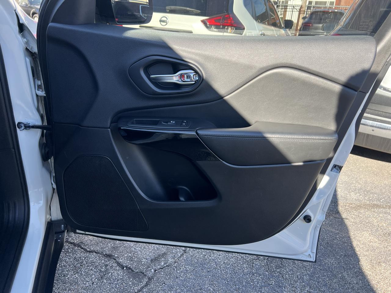 Jeep Cherokee Altitude 4x4 2019