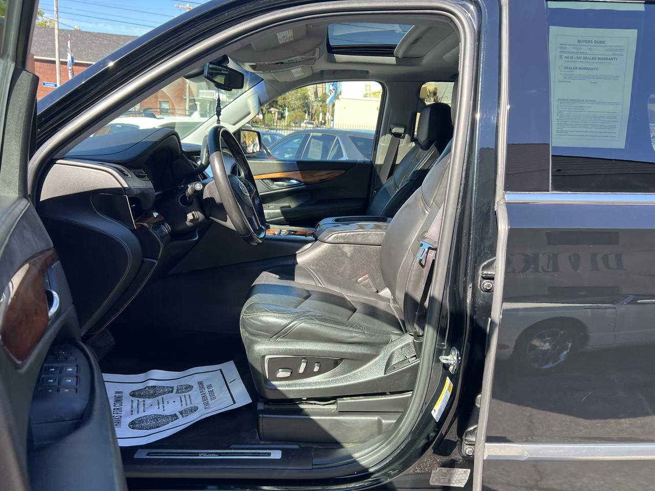 Cadillac Escalade ESV 4WD 4dr Premium 2015
