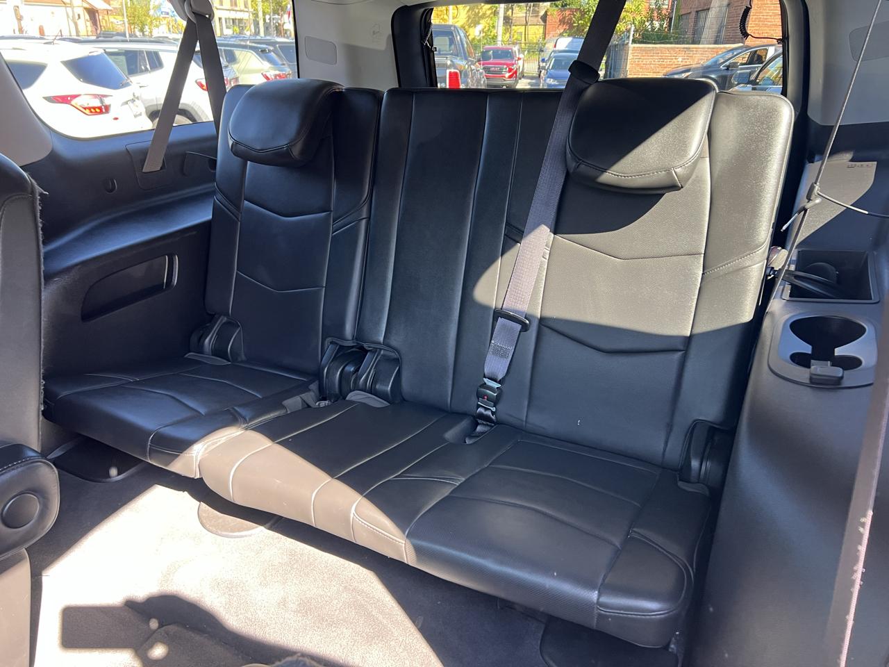 Cadillac Escalade ESV 4WD 4dr Premium 2015
