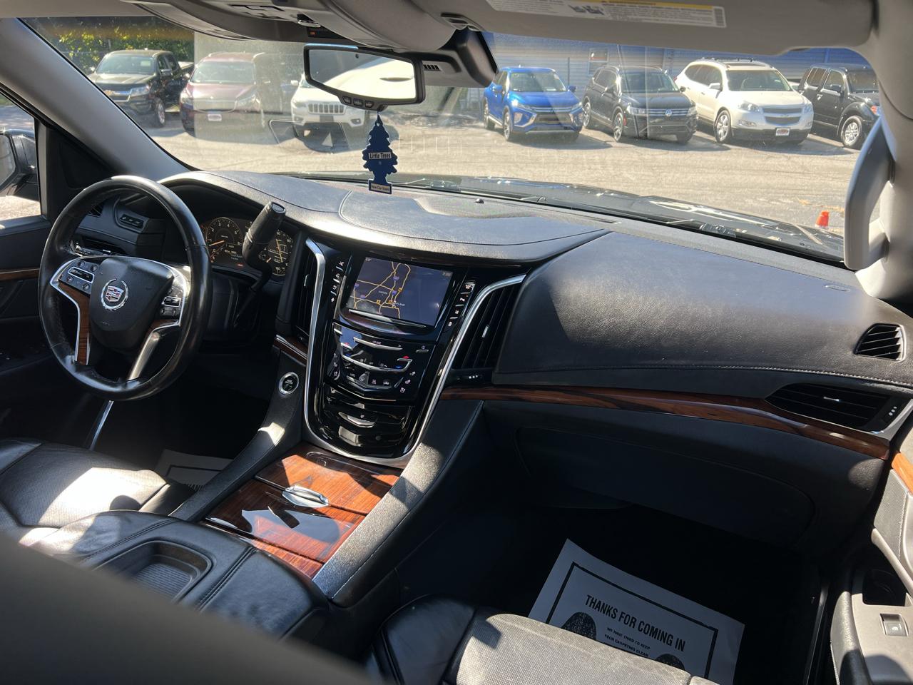 Cadillac Escalade ESV 4WD 4dr Premium 2015
