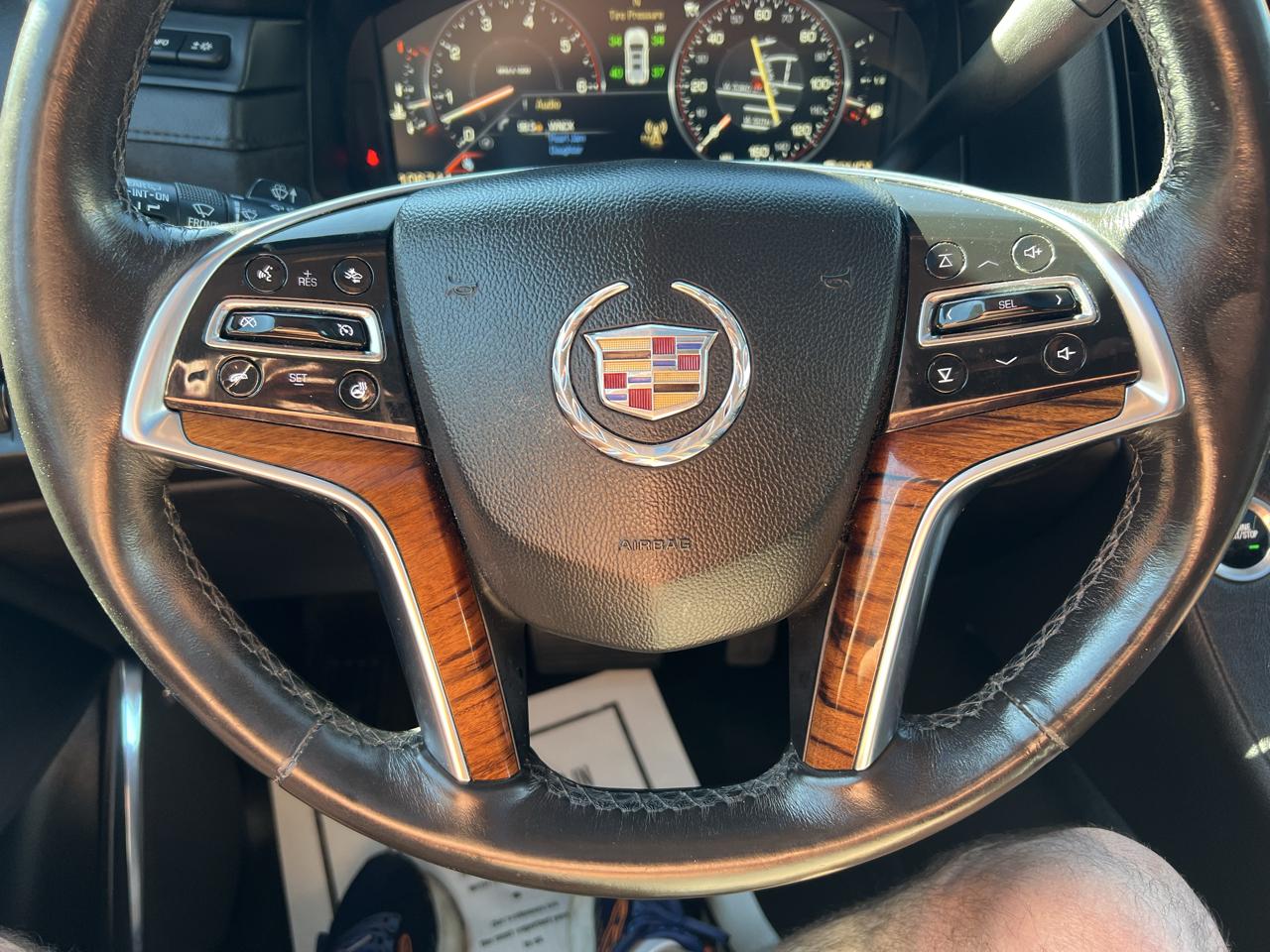 Cadillac Escalade ESV 4WD 4dr Premium 2015