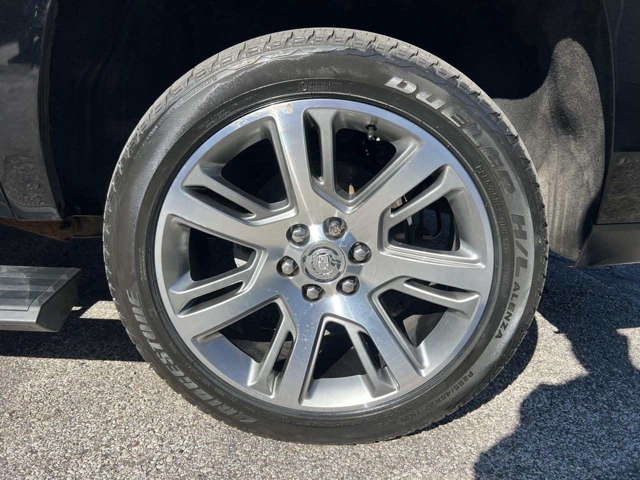 Cadillac Escalade ESV 4WD 4dr Premium 2015